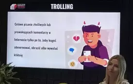 Czy spotkałeś/łaś się kiedyś z trollingiem w mediach społecznościowych ?