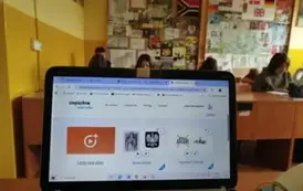 Klasa 5C pracuje z aplikacją SimpleShow