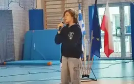 Śpiewająca uczennica