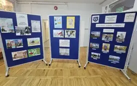 Wystawa prac uczni&oacute;w - laureat&oacute;w konkursu plastycznego i fotograficznego