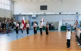Wprowadzenie pocztu sztandarowego i flagowego