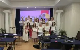 Uroczyste wręczenie certyfikat&oacute;w