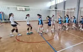 Przywitanie z rywalem