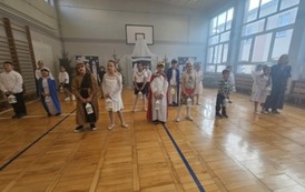 Klasa 3c z wychowawczynią