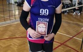 Alicja z wyr&oacute;żnieniem