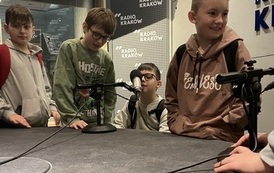 Chłopcy z 4 a w radiu Krak&oacute;w