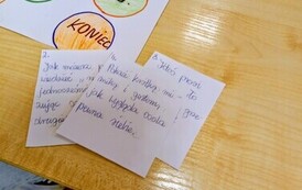 Uczniowie tworzą grę pn. Nasz własny emocjonalny kompas
