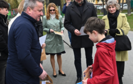 Wręczenie nagr&oacute;d zwycięzcom konkursu literackiego