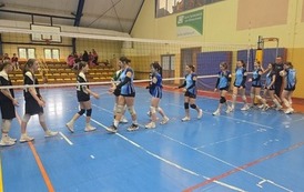 Przywitanie z przeciwnikiem