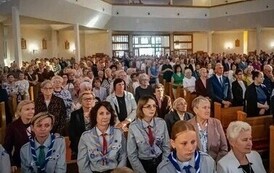 Harcerze podczas Mszy Świętej