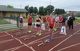 Przed startem w biegu na 100 m