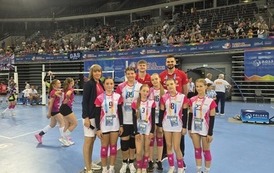 Pamiątkowe zdjęcie z reprezentantami Polski