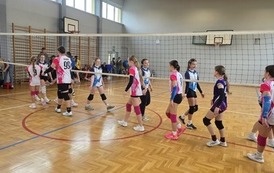 Przywitanie z rywalem