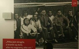 Zdjęcie Reprezentacji Polski z roku 1974 z trenerem Kazimierzem G&oacute;rskim