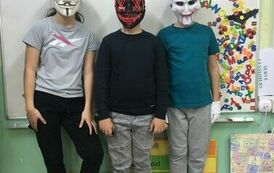 Maski halloweenowe