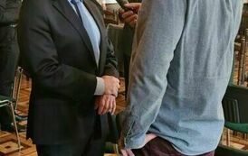 Dyrektor Szkoły dr Dariusz Kubalski podczas wywiadu