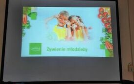 Żywienie dzieci i młodzieży