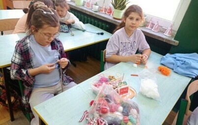 Zdjęcie do Malowane szydełkiem - innowacja pedagogiczna - Laboratoria Przyszłości