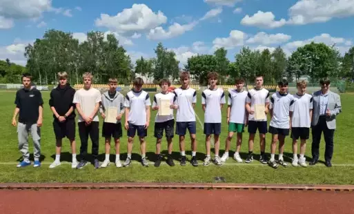 Nagrodzone sztafety w kategorii chłopców 