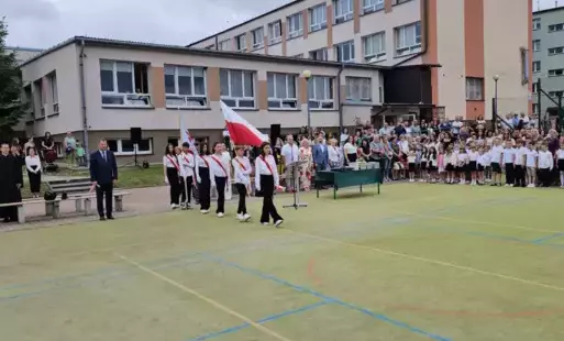 Zdjęcie do Uroczyste zakończenie roku szkolnego 2024/2025 &ndash; klasy 1 &ndash; 7
