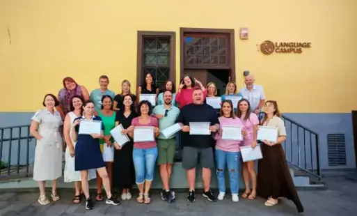 Uroczyste wręczenie certyfikatów