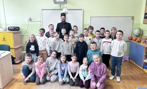 Zdjęcie klasowe klasy 2 B
