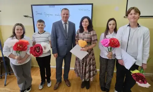 Zdjęcie do Obchody Dnia Edukacji Narodowej w naszej szkole