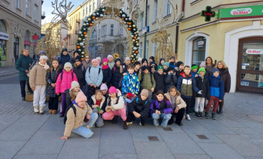 Zdjęcie do "Wyjście z klasą" - wycieczka do Rzeszowa klas 4b i 4c