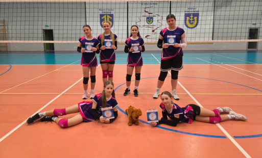 Drużyna z dyplomami